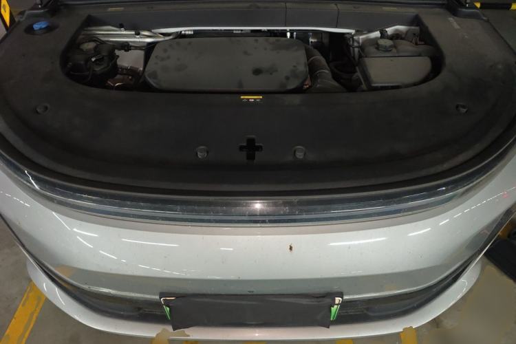 Used Li Auto L6 2024 Pro Model Engine Bay