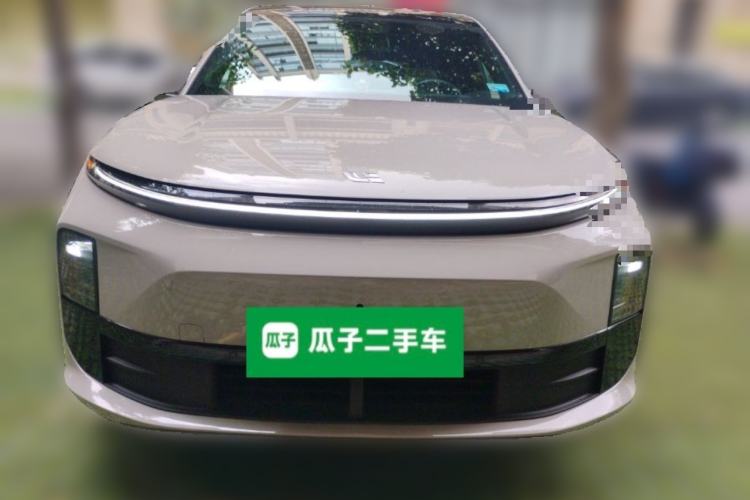 Used Li Auto L6 2024 Pro Model Exterior 1