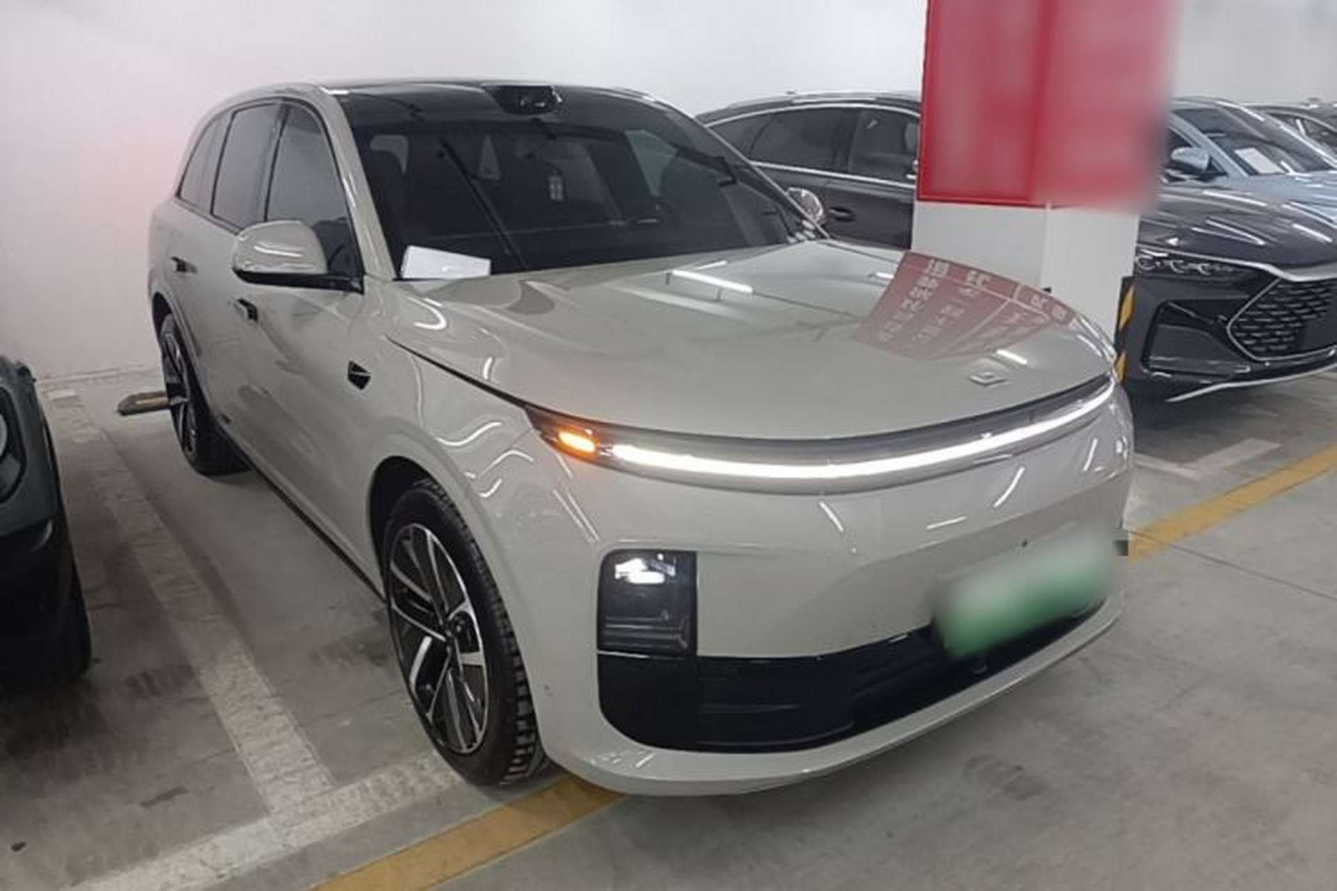 Used Li Auto L6 2024 Max Exterior 1
