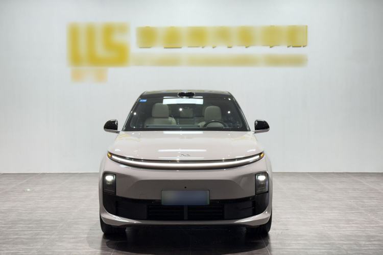 Used Li Auto L6 2024 Max Exterior 2