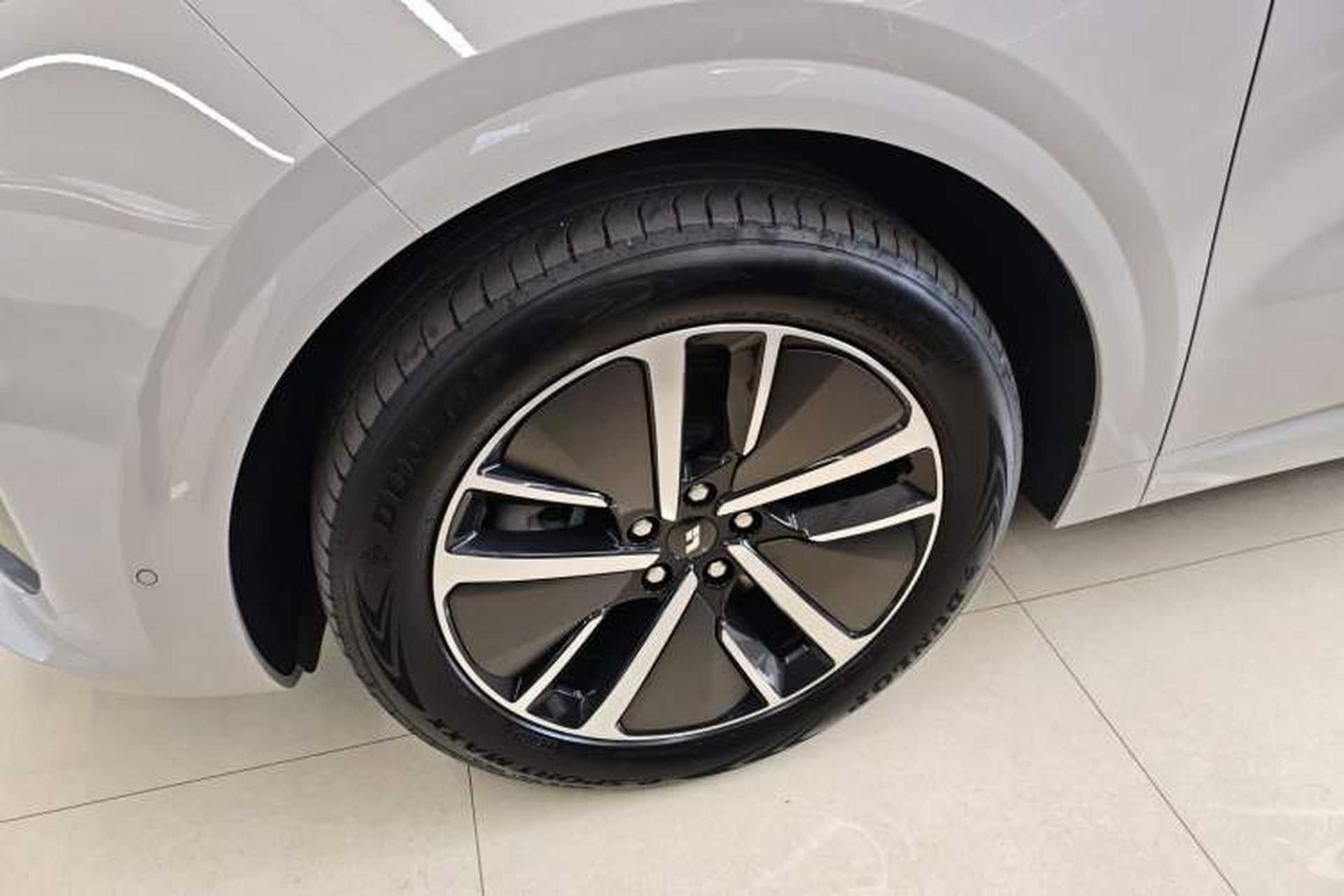 Used Li Auto L6 2024 Max Exterior 4