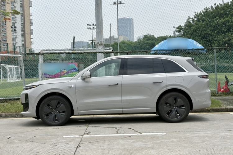 Used Li Auto L6 2024 Pro Model Exterior 4