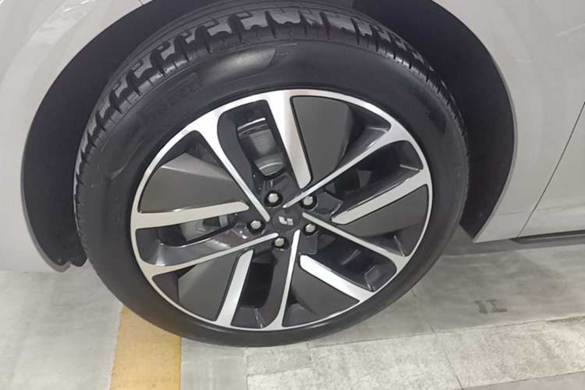 Used Li Auto L6 2024 Max Exterior 4