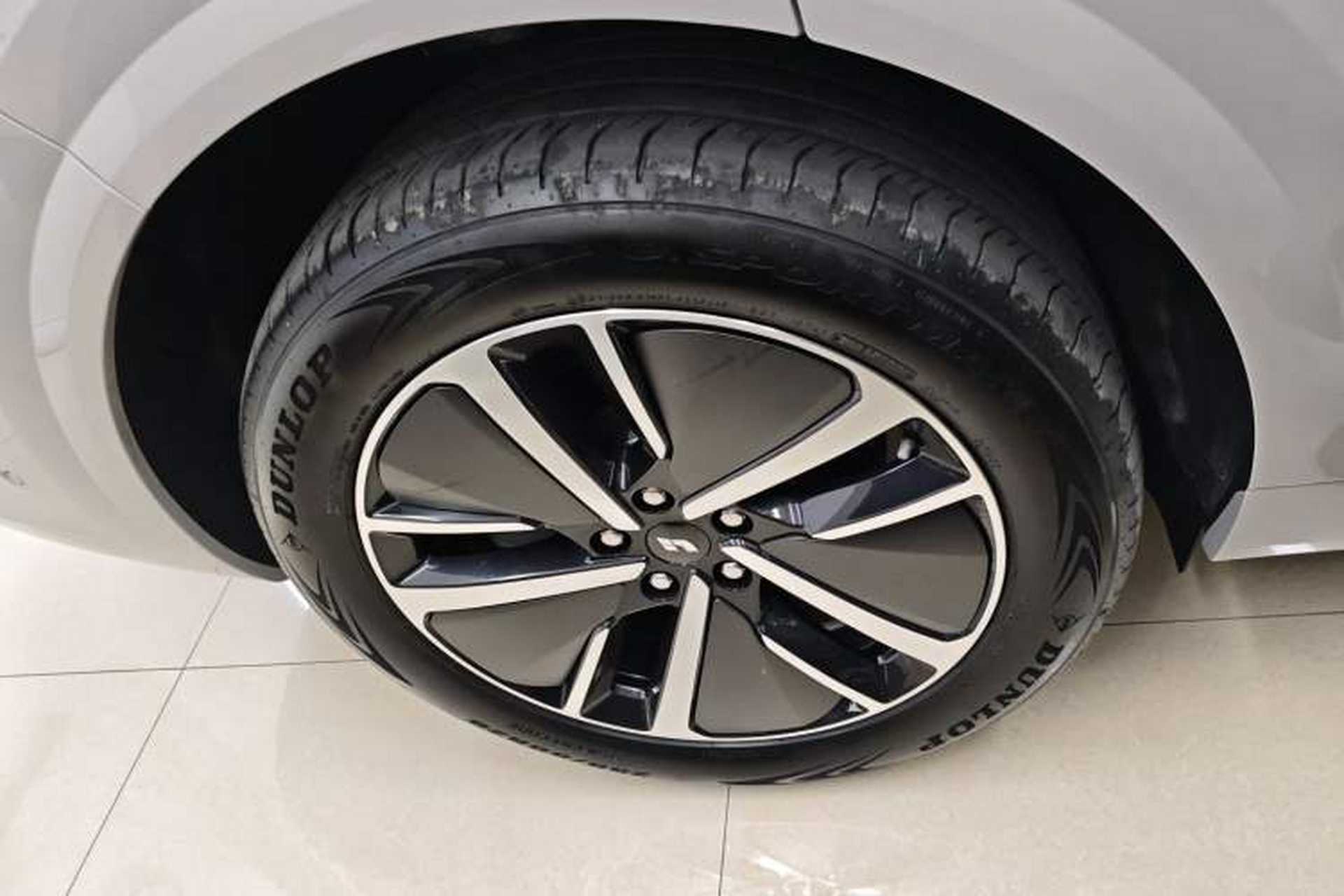 Used Li Auto L6 2024 Max Exterior 5