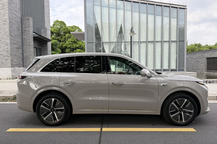 Used Li Auto L6 2024 Max Exterior 5