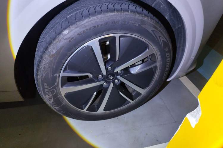 Used Li Auto L6 2024 Pro Model Exterior 7