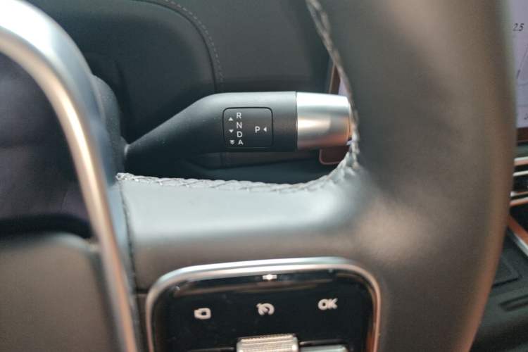 Used Li Auto L6 2024 Pro Model Gear Lever