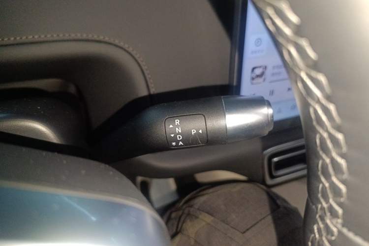 Used Li Auto L6 2024 Pro Model Gear Lever