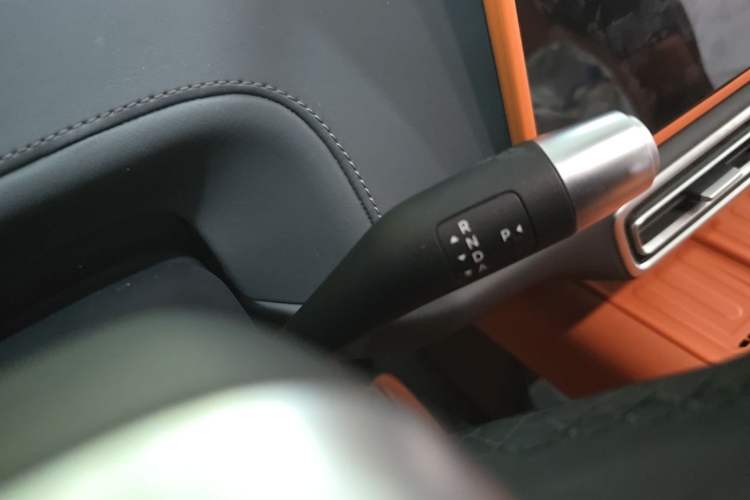 Used Li Auto L6 2024 Max Gear Lever