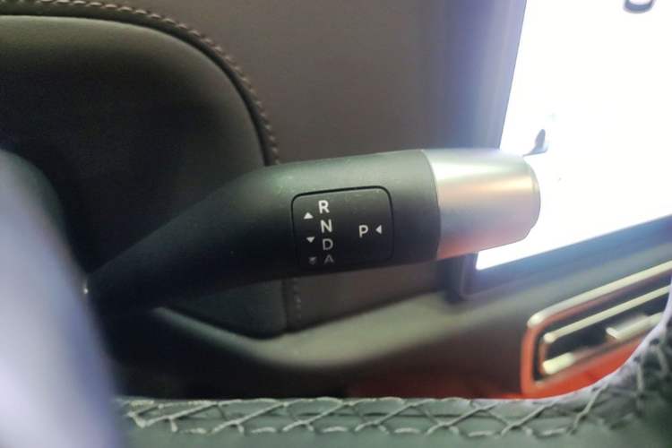 Used Li Auto L6 2024 Pro Model Gear Lever