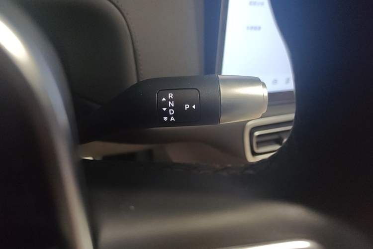 Used Li Auto L6 2024 Pro Model Gear Lever