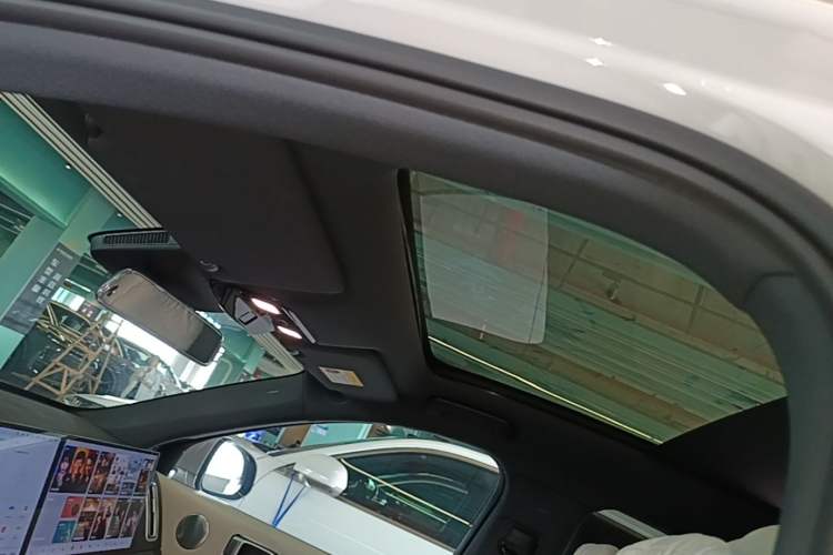 Used Li Auto L6 2024 Max Headliner