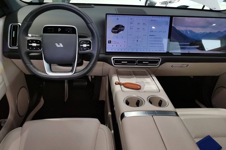 Used Li Auto L6 2024 Max Interior 2