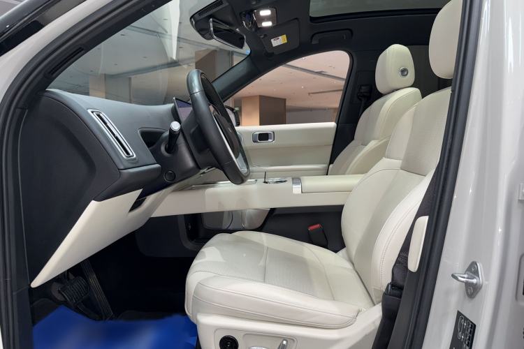 Used Li Auto L6 2024 Max Interior 2