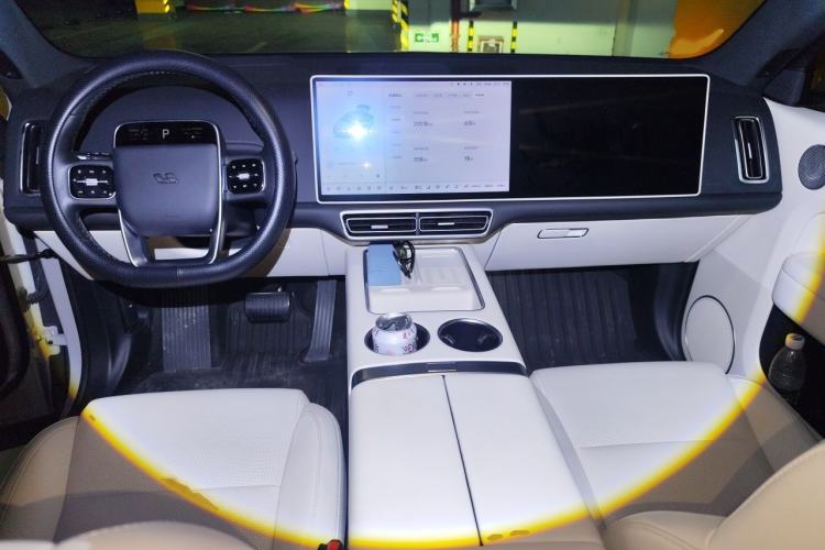 Used Li Auto L6 2024 Pro Model Interior 2