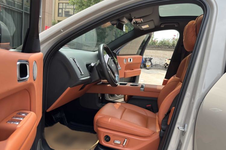 Used Li Auto L6 2024 Max Interior 4