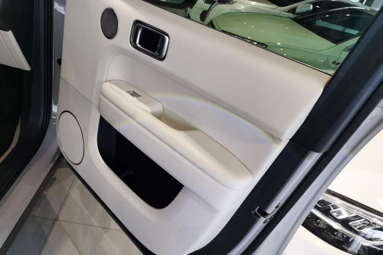 Used Li Auto L6 2024 Max Interior 5