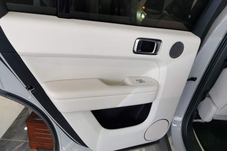 Used Li Auto L6 2024 Max Interior 8