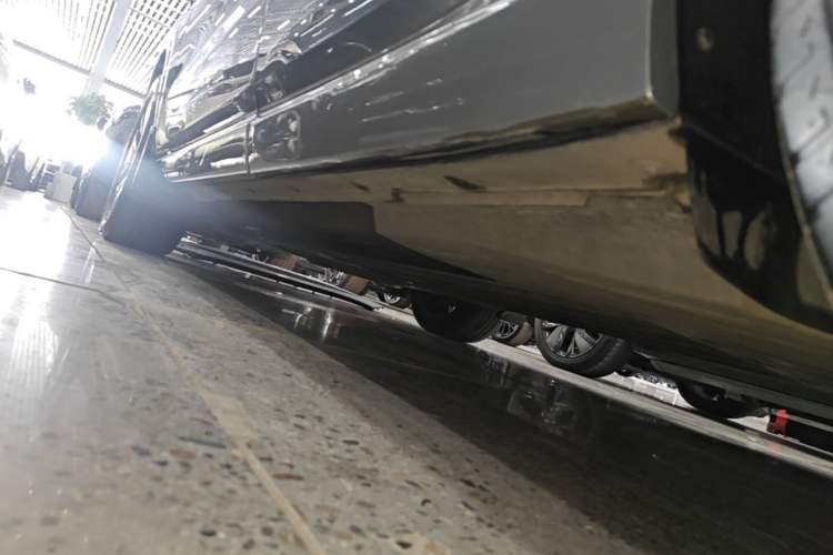 Used Li Auto L6 2024 Pro Model Left Side Sill