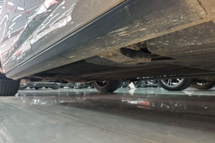Used Li Auto L6 2024 Pro Model Left Side Sill
