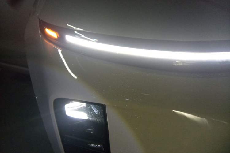 Used Li Auto L6 2024 Max Right Front Headlight
