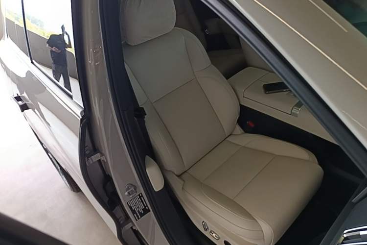 Used Li Auto L6 2024 Max Right Front Seat