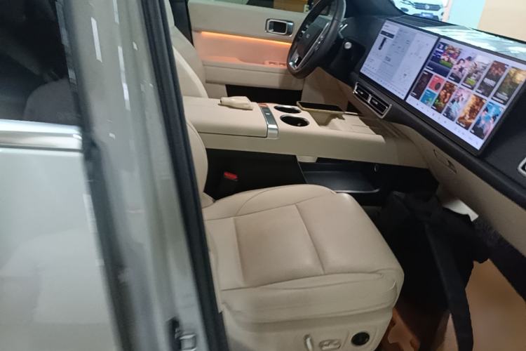 Used Li Auto L6 2024 Pro Model Right Front Seat
