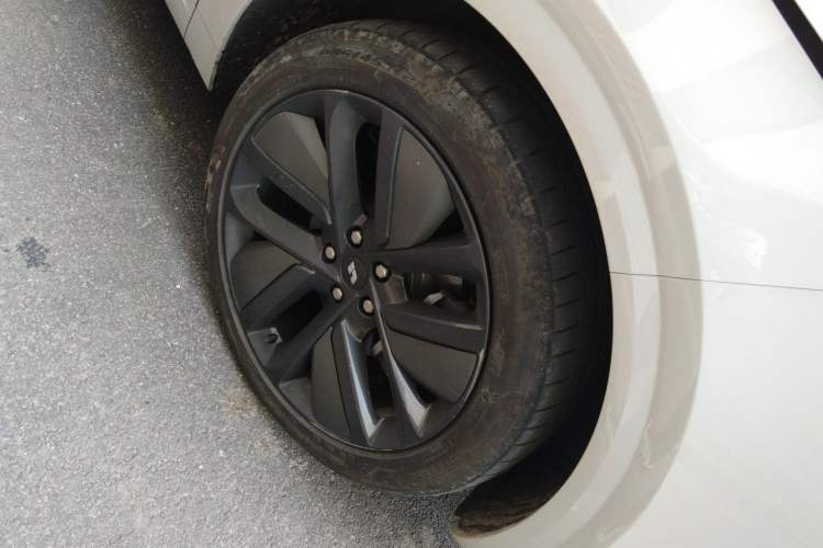Used Li Auto L6 2024 Max Right Front Wheel Hub