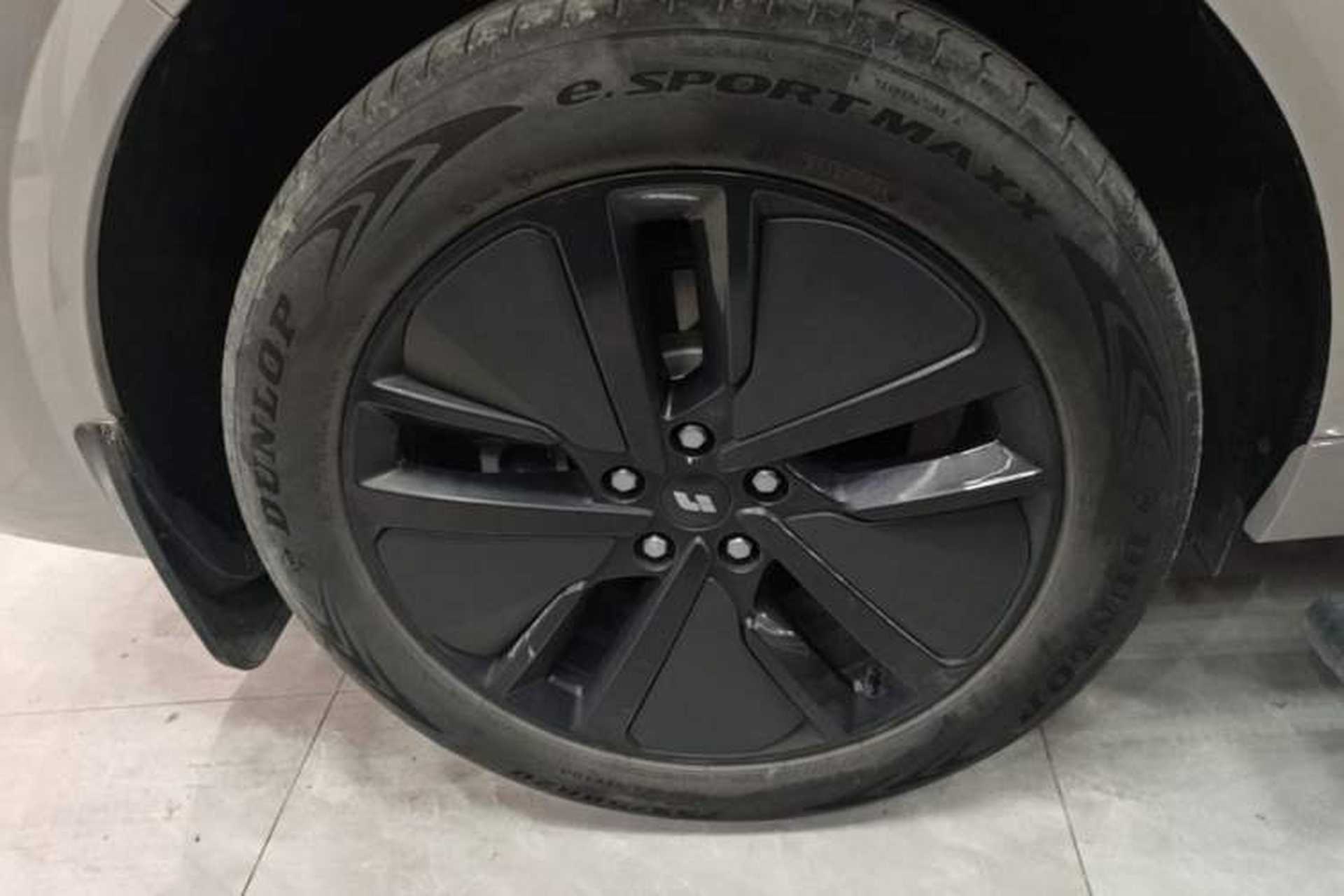 Used Li Auto L6 2024 Pro Model Right Rear Wheel Hub