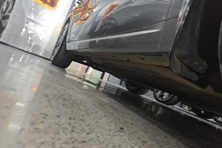 Used Li Auto L6 2024 Pro Model Right Side Sill
