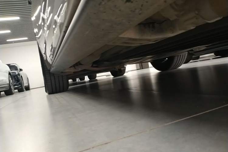 Used Li Auto L6 2024 Pro Model Right Side Sill