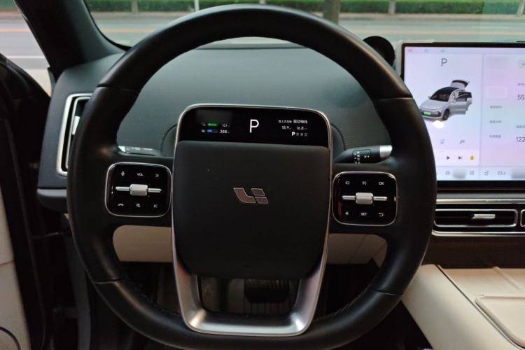 Used Li Auto L6 2024 Pro Model Steering Wheel