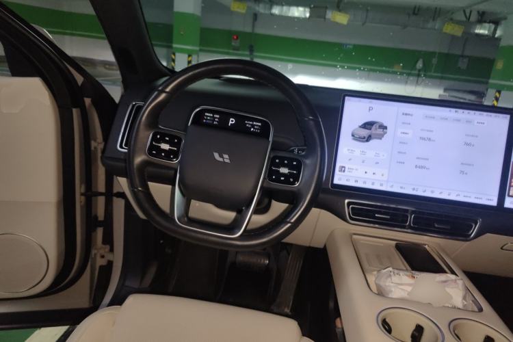 Used Li Auto L6 2024 Max Steering Wheel