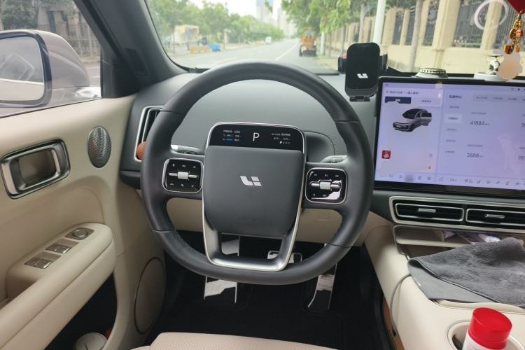 Used Li Auto L6 2024 Pro Model Steering Wheel