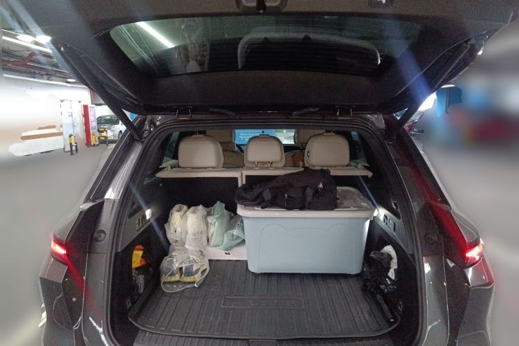 Used Li Auto L6 2024 Pro Model Trunk