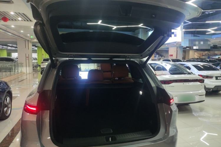 Used Li Auto L6 2024 Pro Model Trunk