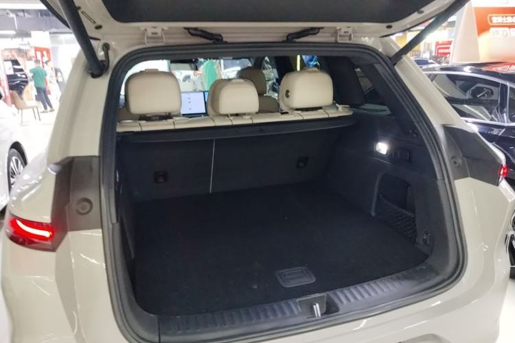 Used Li Auto L6 2024 Max Trunk