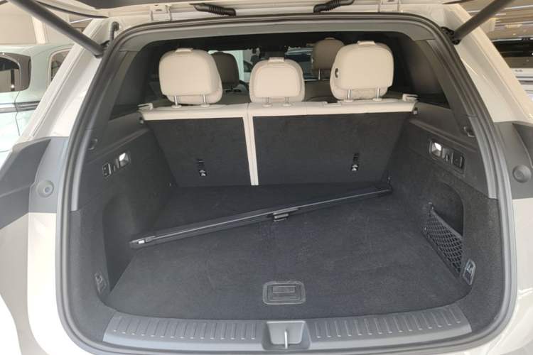Used Li Auto L6 2024 Pro Model Trunk