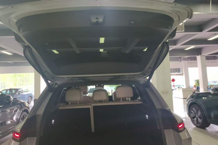 Used Li Auto L6 2024 Max Trunk