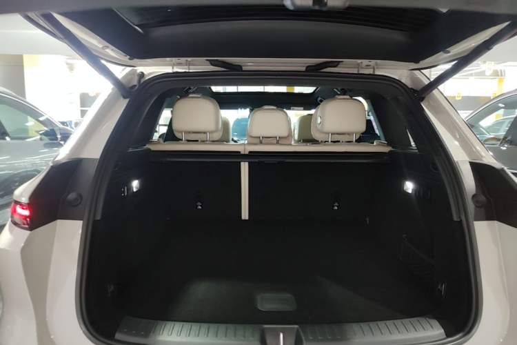 Used Li Auto L6 2024 Pro Model Trunk