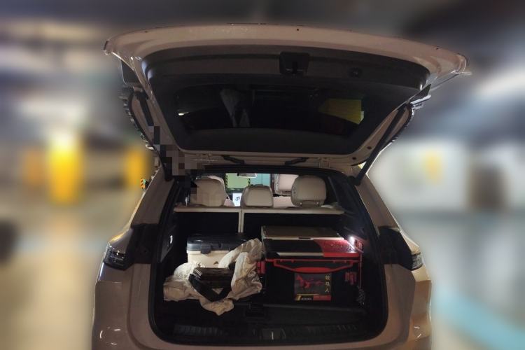 Used Li Auto L6 2024 Pro Model Trunk