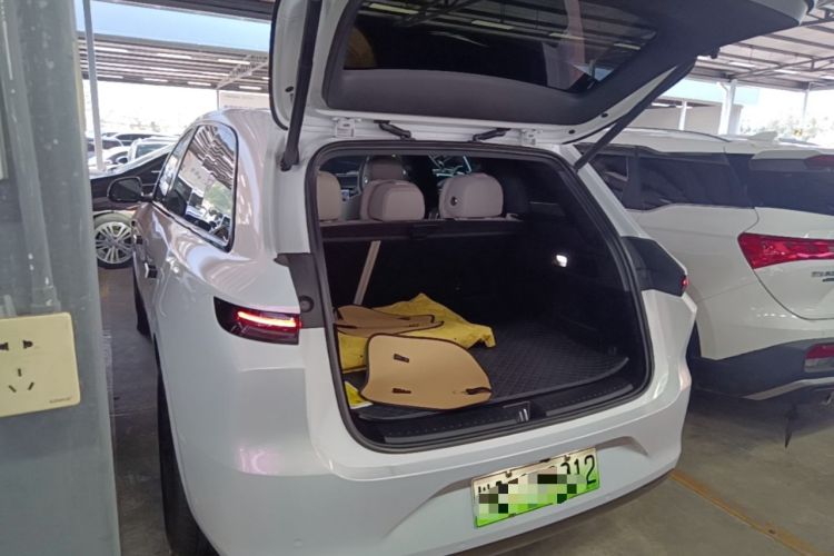 Used Li Auto L6 2024 Pro Model Trunk