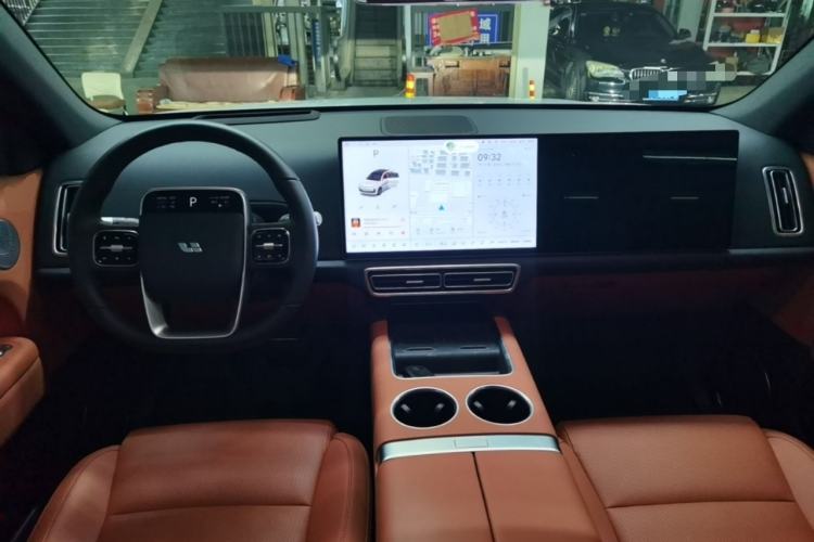 Used Li Auto L6 2024 Max Center Console