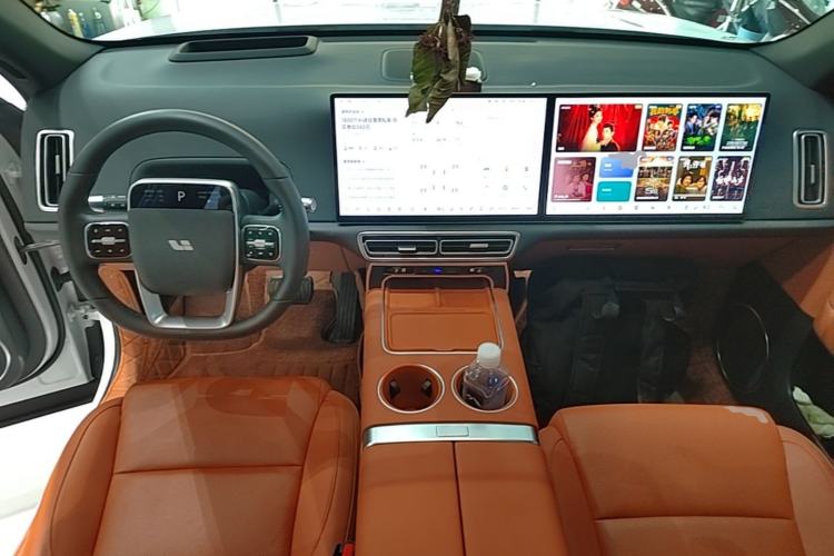Used Li Auto L6 2024 Pro Model Center Console