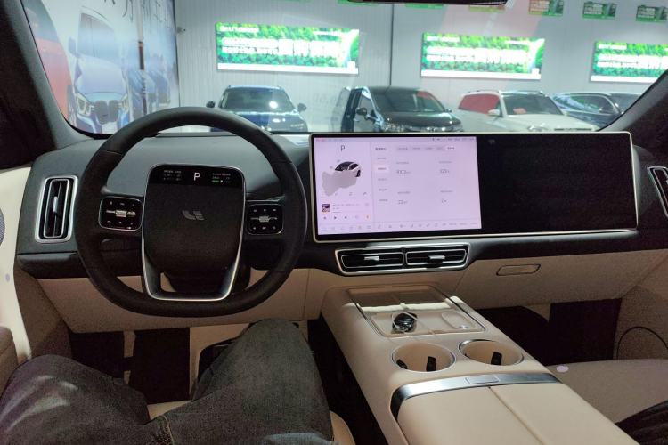 Used Li Auto L6 2024 Pro Model Center Console