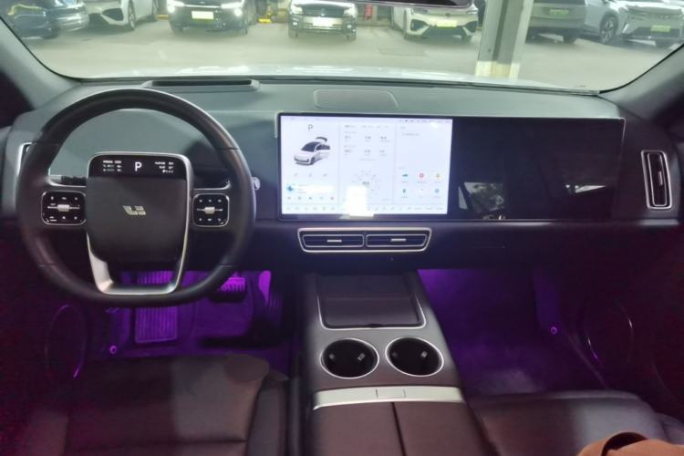 Used Li Auto L6 2024 Pro Model Center Console