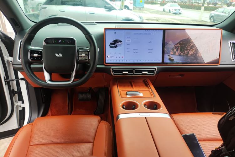 Used Li Auto L6 2024 Pro Model Center Console