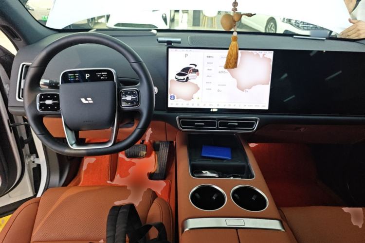 Used Li Auto L6 2024 Pro Model Center Console