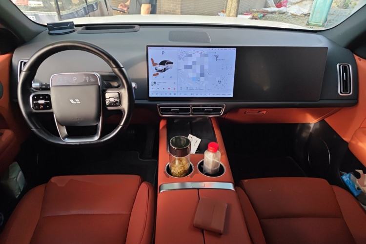 Used Li Auto L6 2024 Max Center Console