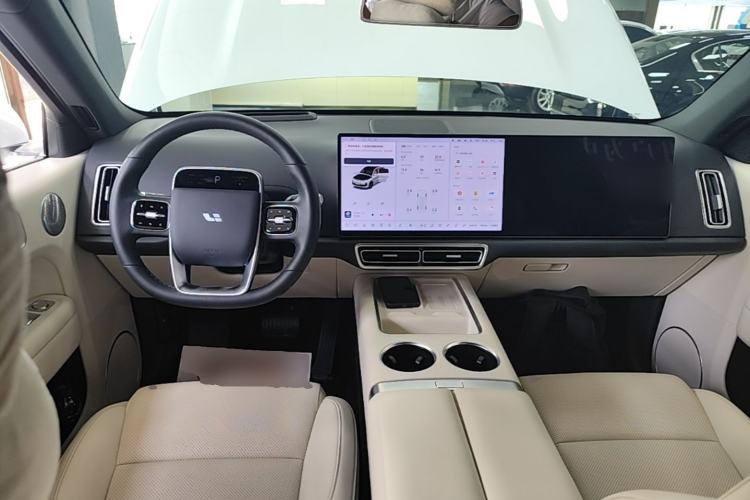 Used Li Auto L6 2024 Pro Model Center Console
